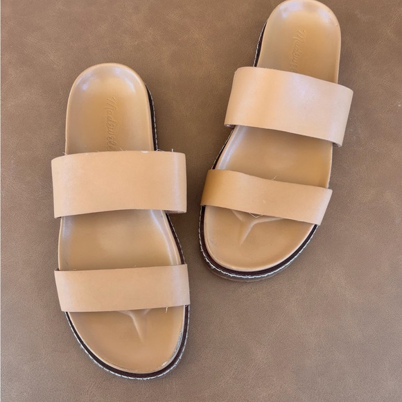 Madewell Shoes - Madewell Women’s Double-Strap Slide Sandals in Tan Sz 8